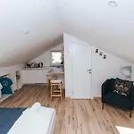 Fyaka Loft *