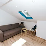 Fyaka Loft