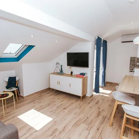 Fyaka Loft