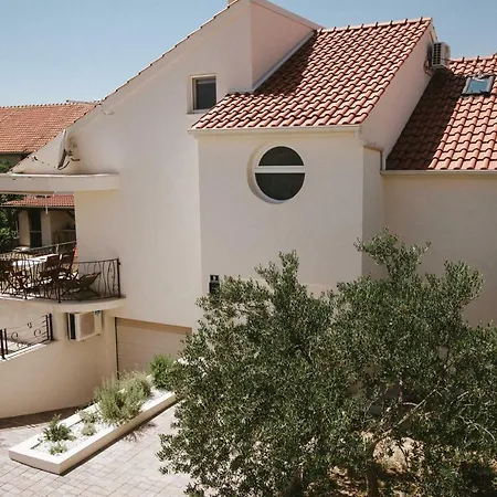 Fyaka Loft דירה וודיצה