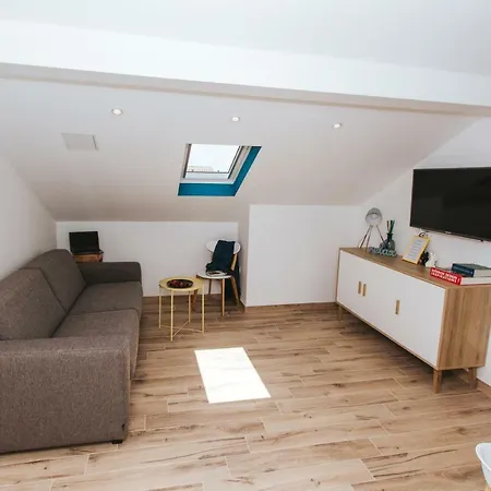 Fyaka Loft Apartmán Vodice