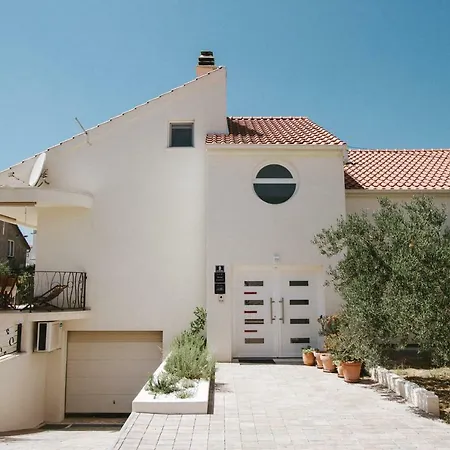 דירה Fyaka Loft *